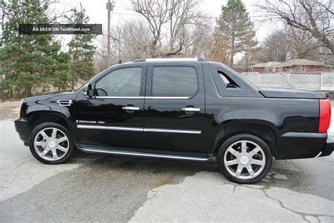 2007 Cadillac Escalade Ext Black 6. 2l Awd Completely Loaded With ...