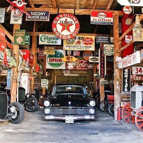 Vintage garage | Vintage car garage, Garage decor, Vintage garage ideas