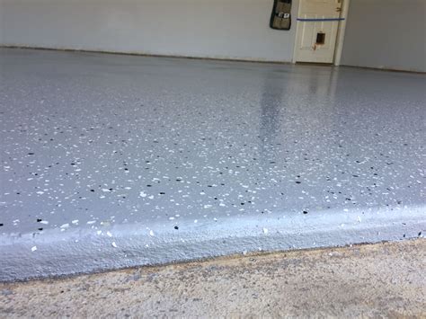 Epoxy garage floor coating with medium flake broadcast. | Garage ...