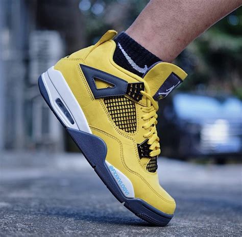 Air Jordan 4 Lightning CT8527-700 2021 Release Date - SBD