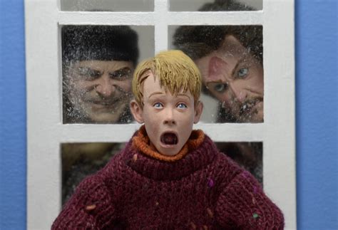 Home Alone 8" Clothed Action Figures Kevin and Wet Bandits Assortment ...