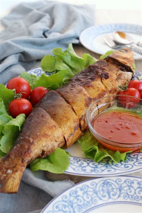 Rellenong Bangus (Stuffed Milkfish) | Foxy Folksy