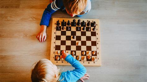 How To Teach Your Kids Chess (And Why It's A Great Idea) - Chess.com