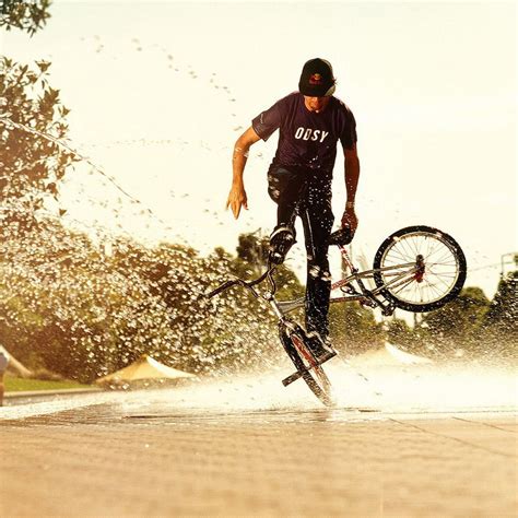 BMX Stunts iPad Wallpaper | Stunt bmx