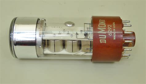 Photomultiplier tube 6292 - Physics Museum - The University of ...