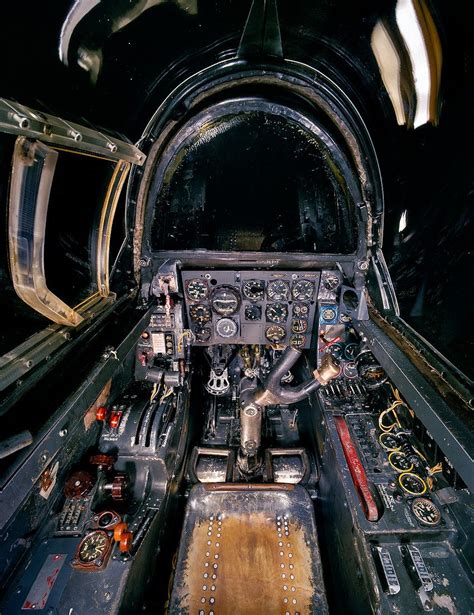 Heinkel He 219 - Cockpit | Erster weltkrieg, Modellbau flugzeuge ...