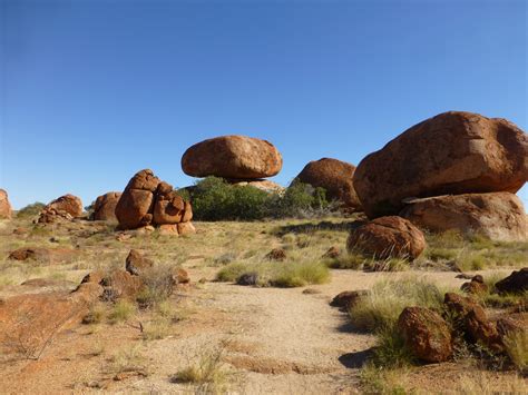 Outback Touring at its Best - Aussie Redback Tours