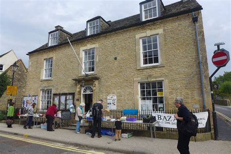 Pictures of Charlbury Library, Oxfordshire - See Around Britain