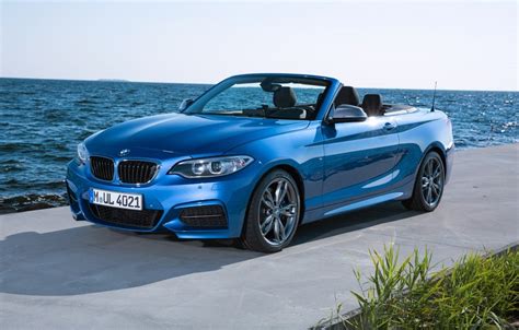 BMW M235i Convertible specs, 0-60, quarter mile, lap times ...