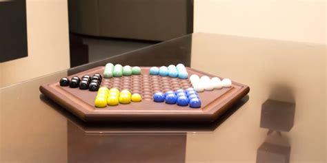 10 Chinese Checkers Strategies to Always Win | Bar Games 101