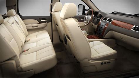 2013-gmc-sierra-3500hd-interior – Autowise