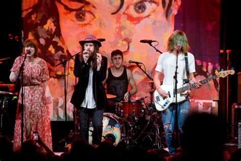 Top 10 Grouplove Songs - ClassicRockHistory.com