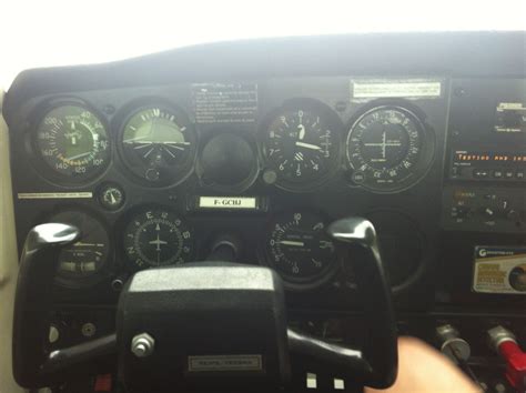 Cessna 152 interior - My first flight as "Pilot Rookie" | Cessna, Car ...