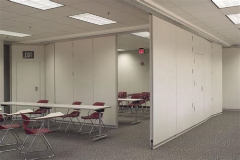 Ceiling Soundproof Movable Office Partition Wall / Sliding Folding ...