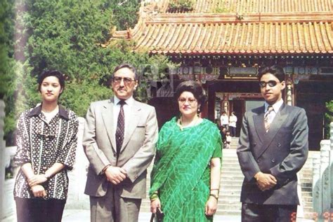 Nepal Royal Family | Nepal culture, Royal family, Royal