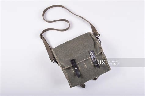 Unissued German flare gun ammo pouch in green webbing