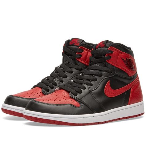 Nike Air Jordan 1 Retro High OG (Black, Varsity Red & White)