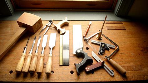 20 Woodworking Hand Tools List For Beginners