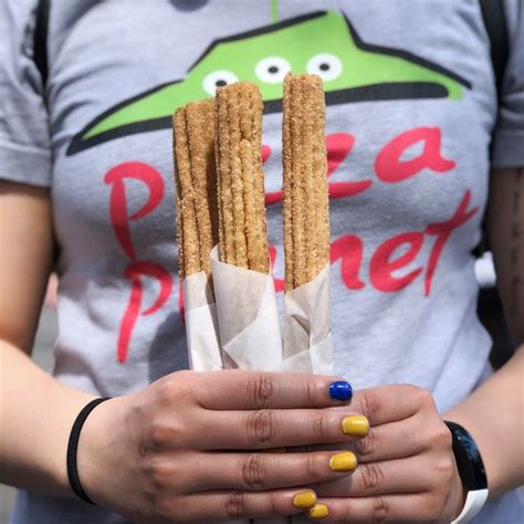 I'll take 100 churros please. | Disney style, Disney world, Disneyland