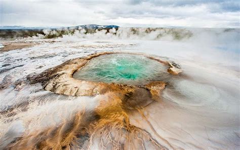 Iceland’s Top 12 Natural Hot Springs | Visit Iceland | Hekla.com