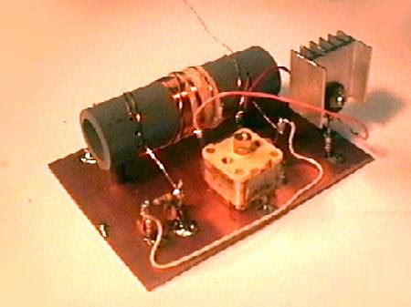 MEDIUM WAVE (MW) MINI RADIO TRANSMITTER | Homebrew 80 meter … | Flickr