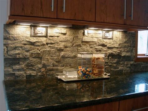 Elegant Stone Backsplash Ideas for a Timeless Kitchen Look