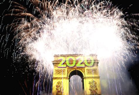 FRANCE-PARIS-ARC DE TRIOMPHE-FIREWORKS