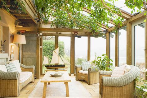 6 Sunroom Ideas For Your Home | サンルームの装飾, 屋根付きパティオ, ハウスデザイン