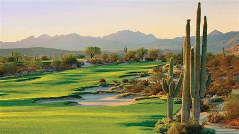 What are the best desert golf courses and destinations in the country?