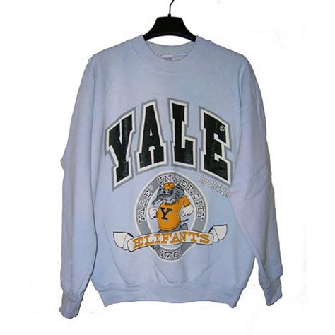 Vintage 90’s Yale University Elefants Sweatshirt KM