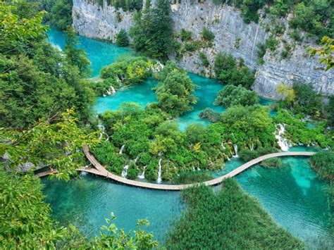 Plitvice Lakes - the largest national park of Croatia - I DO REcommend