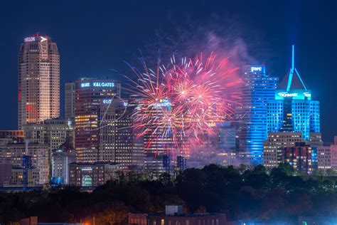 Pittsburgh Skyline Photography - Fireworks and the Pittsburgh Skyline ...