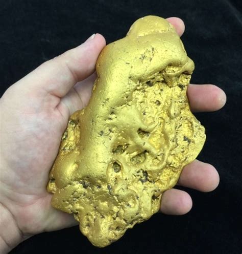 Huge, honkin’ gold nugget hits the market in S.F.