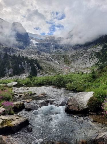 Iceberg Lake Photo | Hiking Photo Contest | Vancouver Trails