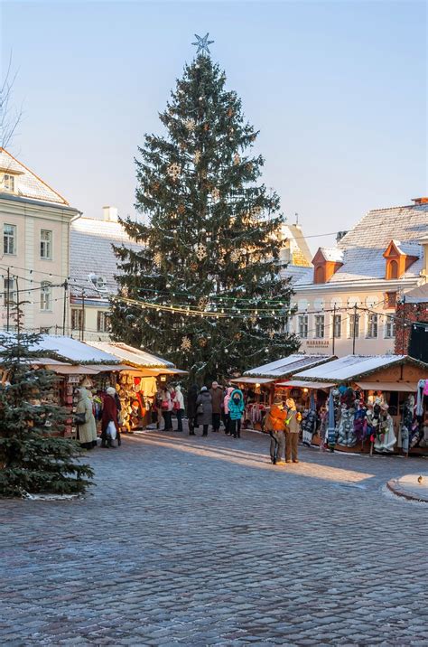 TALLINN PHOTO: Christmas Market In Tallinn