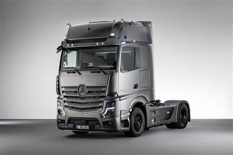 The new Mercedes-Benz Actros Edition 2 - Commercial Vehicle Workshop News