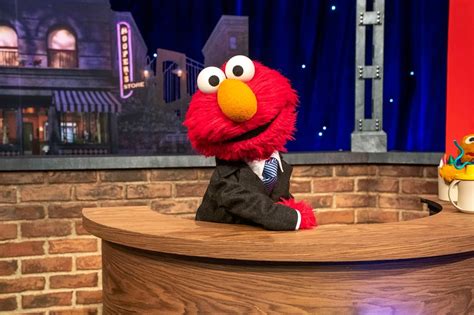 The Not-Too-Late Show with Elmo: Preview HBO Max's Late-Night Take