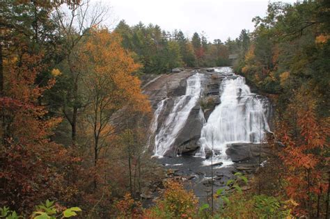 Top 10 Best Waterfalls in North Carolina & How To Visit Them - World of ...