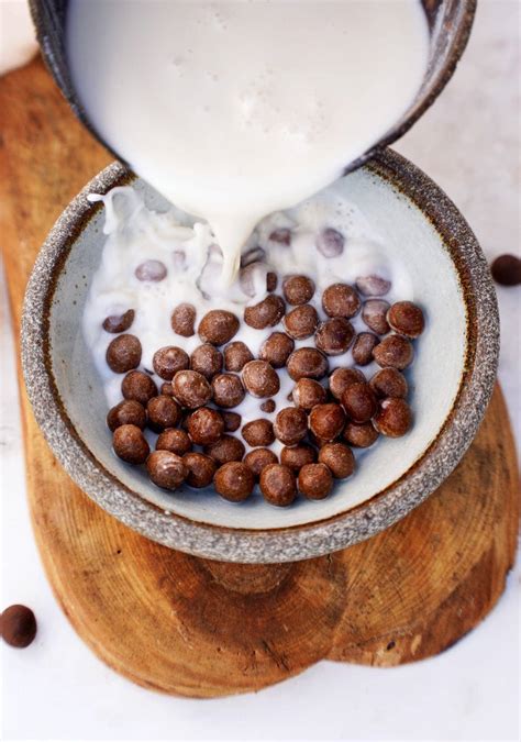 Chocolate Cereal (Homemade Cocoa Puffs) - Elavegan