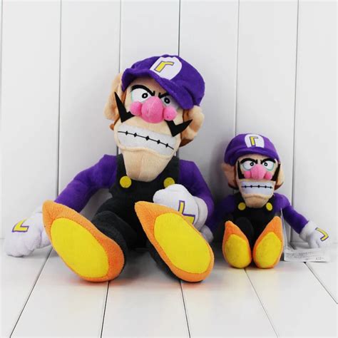 Does anyone have this giant 18 inch Waluigi plush (pictured left) : r ...