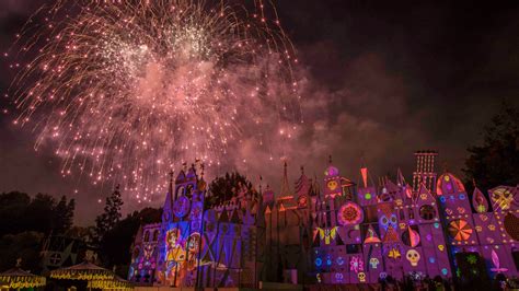 Pixar Fest ‘Together Forever – A Pixar Nighttime Spectacular’ Fireworks ...