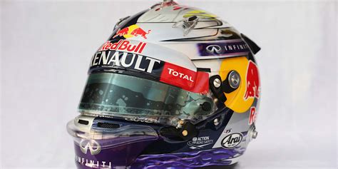 Vettel wearing fan-designed helmet in Abu Dhabi