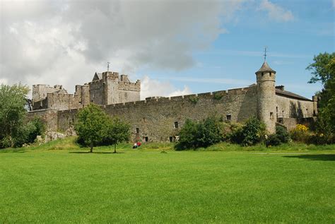 Great Castles - Cahir Castle