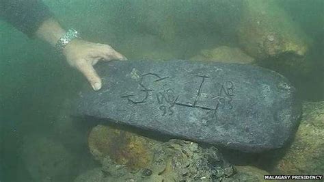 Pirate Captain Kidd's 'treasure' found in Madagascar - BBC News