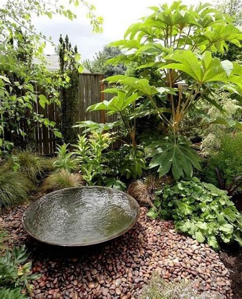 20+ Garden Water Features Ideas - HMDCRTN