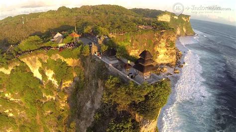 Uluwatu Temple | The Bali Bible