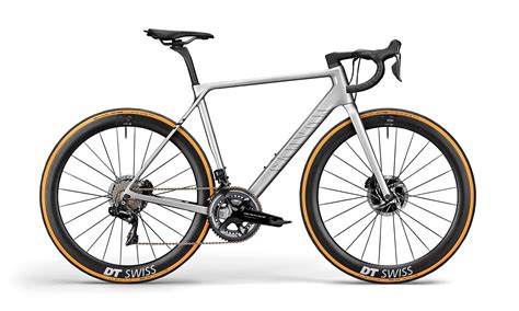 Canyon Factory Racing reimagines 641g superlight Ultimate CFR carbon ...