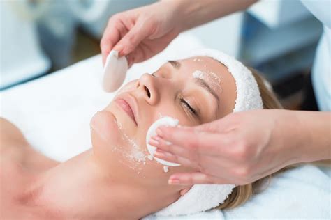 Microdermabrasion Facial Treatment | Aspire Clinic