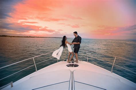 Sunset Cruise Charters Bahamas - Enjoy an Unforgettable Evening