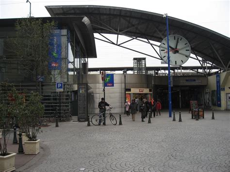 Asnières-sur-Seine Station (Asnières-sur-Seine) | Structurae